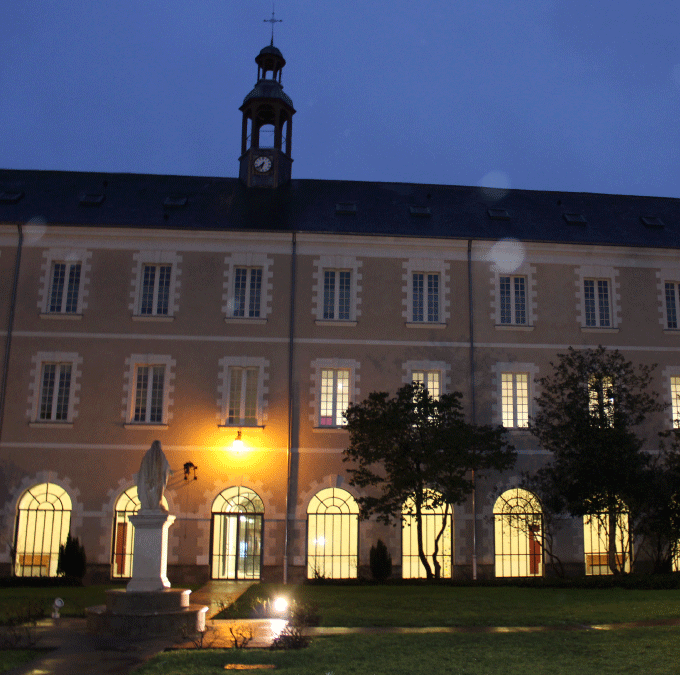 Les origines : la fondation par l’abbé Urbain Loir-Mongazon